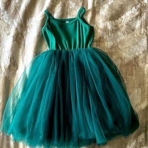 Beautiful green tutu dress, perfect for new year eve. (Wore 2 times)